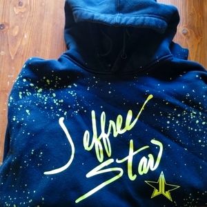 Jeffree star hoodie size m